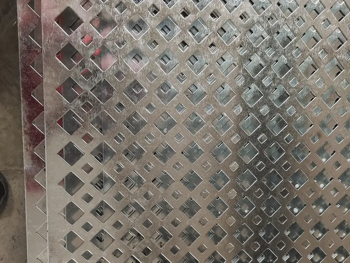 Perforated metal sheet round hole for ventilation guards and filtration