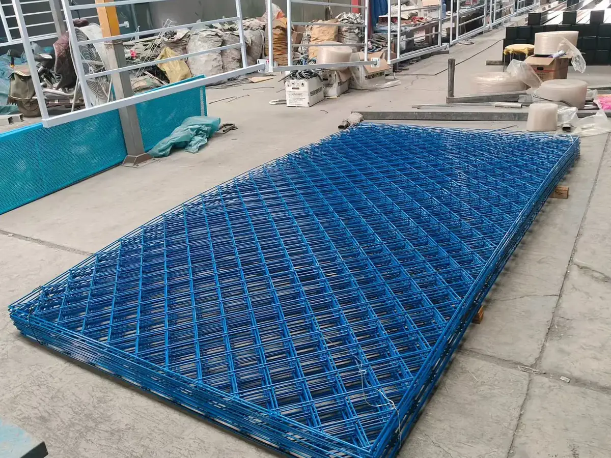 Quality Check - Wire diameter, opening, weld point, zinc thickness, panel size and squareness checks at Anping QC bench.
