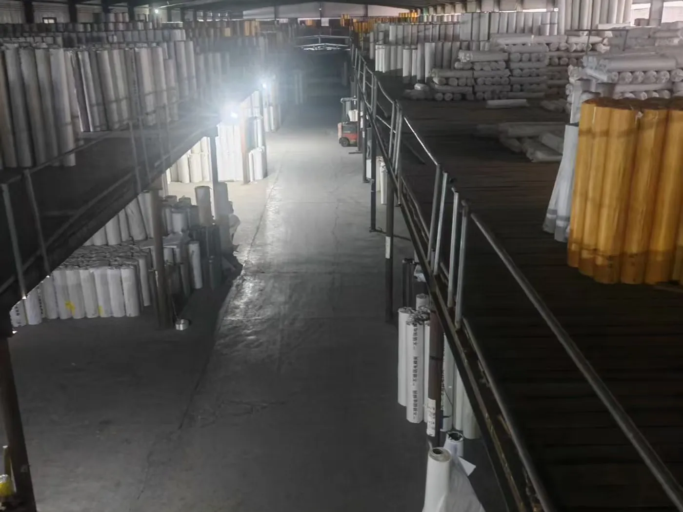 Stainless steel welded mesh production workshop
